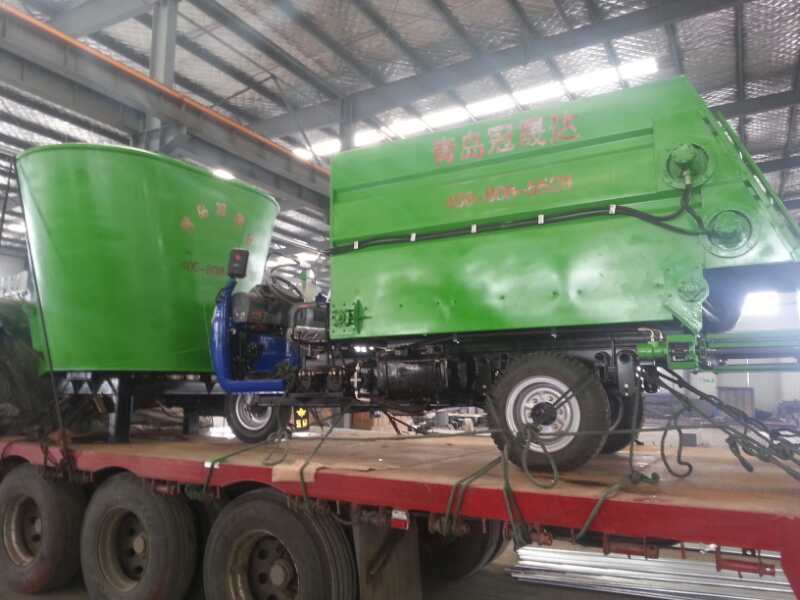 內(nèi)蒙古某公司購(gòu)買(mǎi)雙側(cè)撒料車(chē) 內(nèi)蒙古某公司購(gòu)買(mǎi)雙側(cè)撒料車(chē)